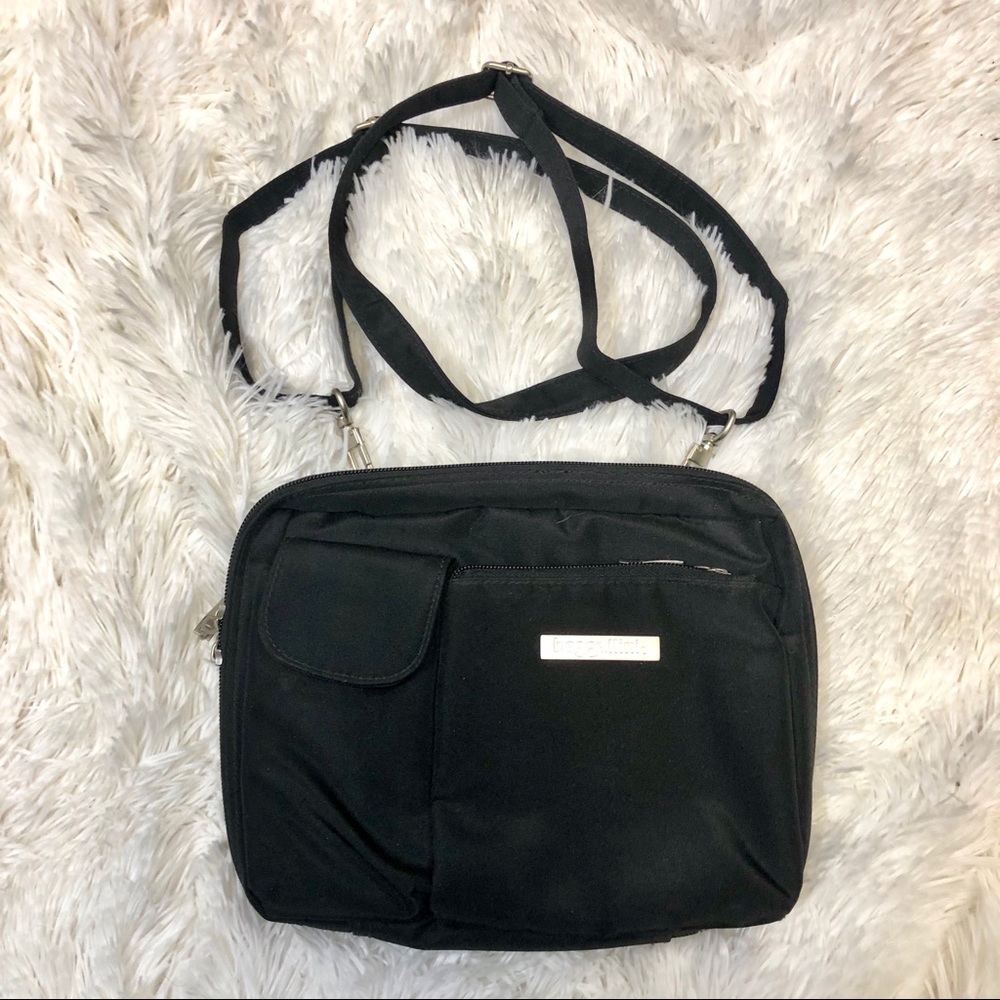 Baggallini Black Crossbody Bag